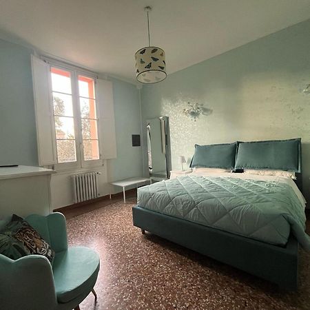 Saragozza Flat & Secret Garden Apartment Болоня Екстериор снимка