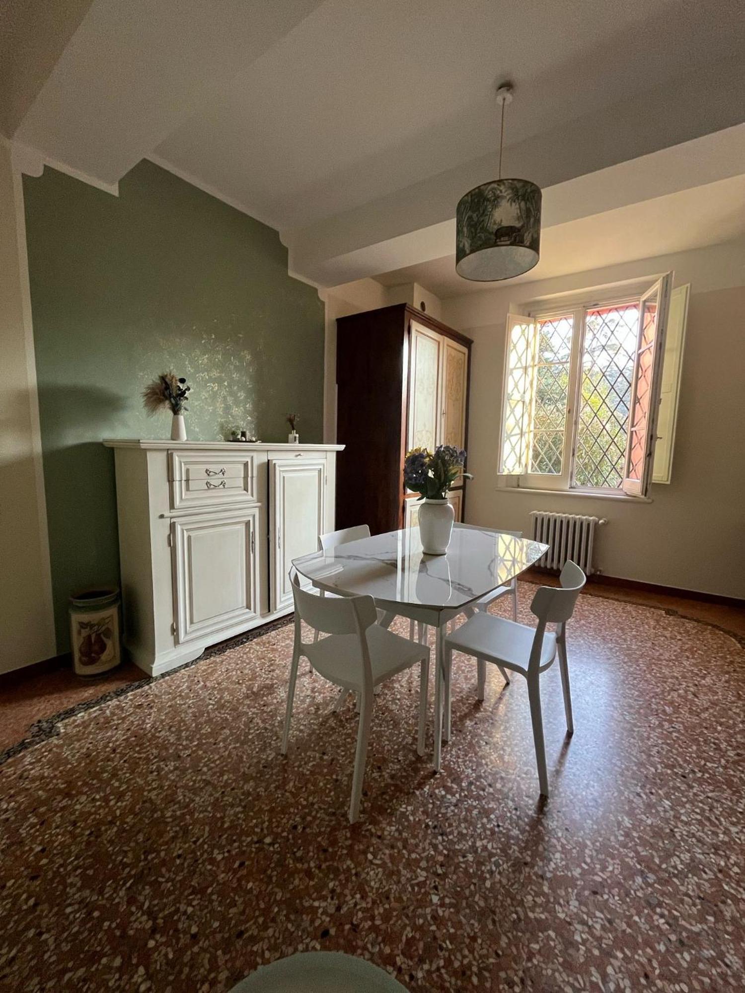 Saragozza Flat & Secret Garden Apartment Болоня Екстериор снимка