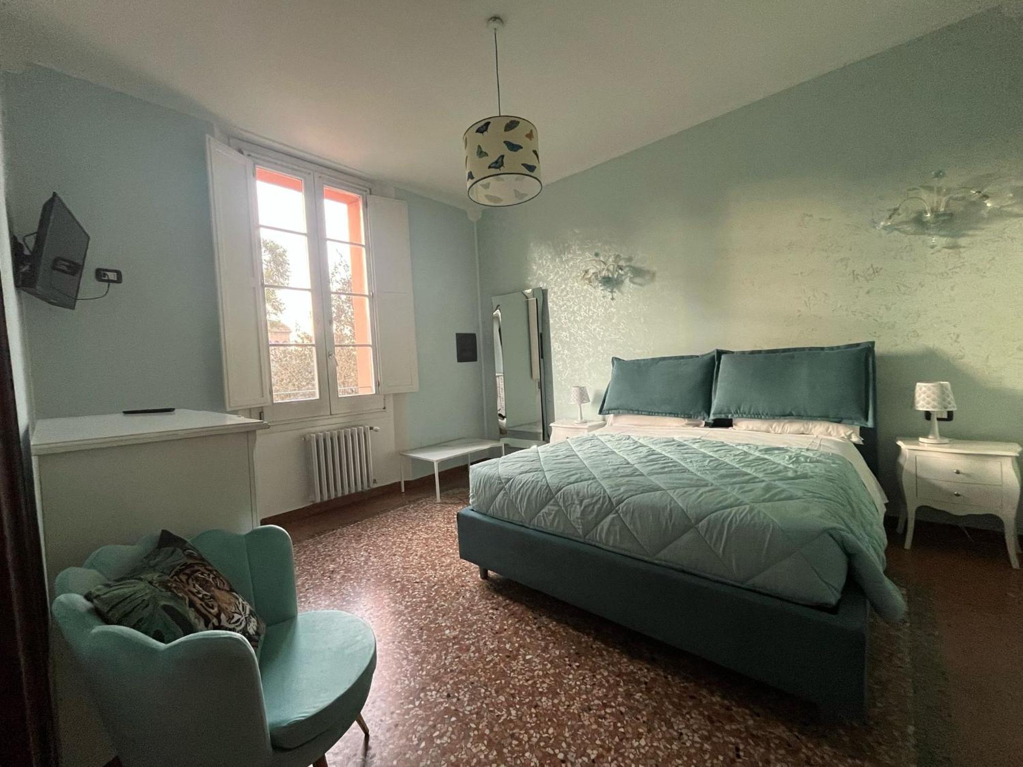 Saragozza Flat & Secret Garden Apartment Болоня Екстериор снимка