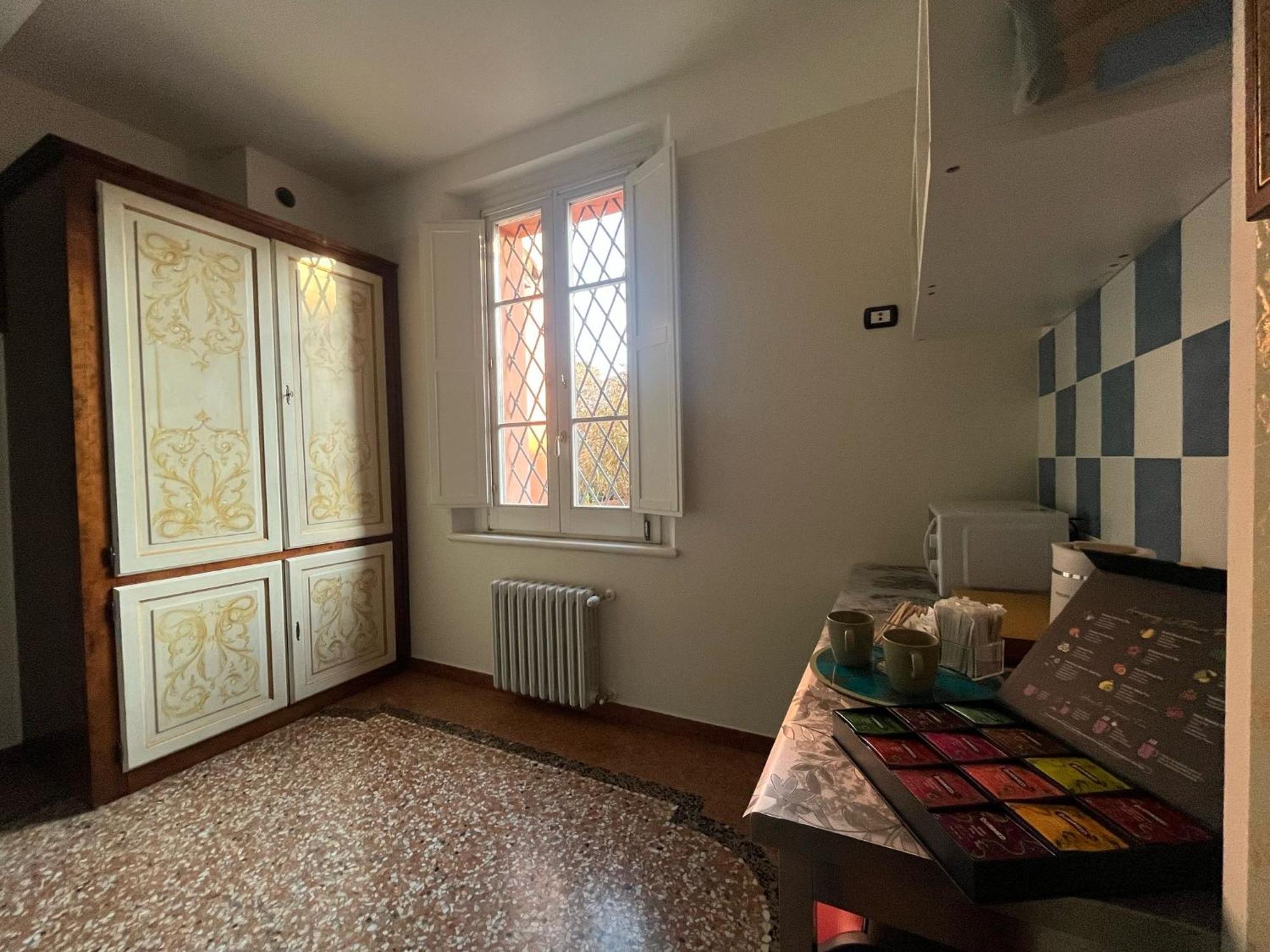 Saragozza Flat & Secret Garden Apartment Болоня Екстериор снимка
